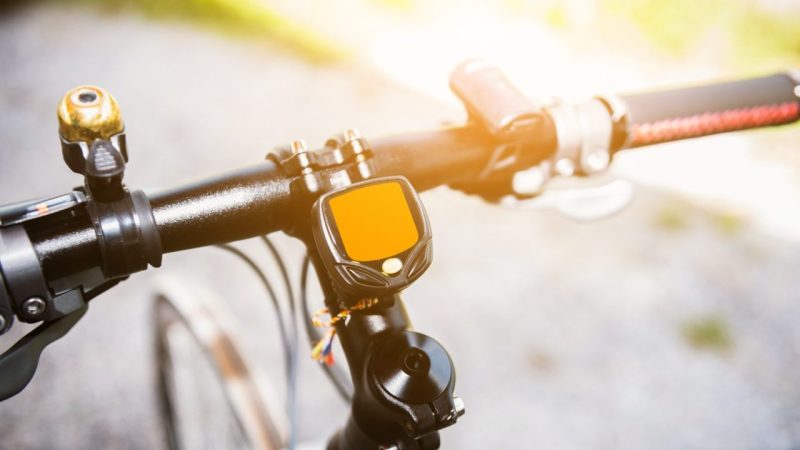 Débrider vélo électrique : le bon calcul avant de chercher la vitesse
